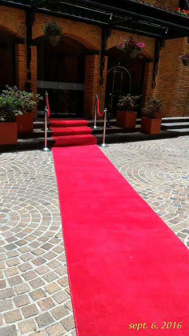 Alfombra roja y carpa para evento social en Bogotá