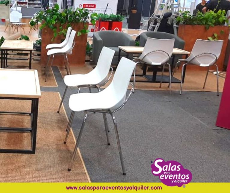alquiler de sillas blancas para eventos